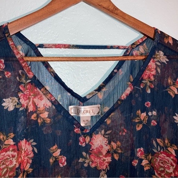 Decree Flowy Blue Floral Chiffon Tie Cinch Waist Blouse Size XL - Picture 4 of 7